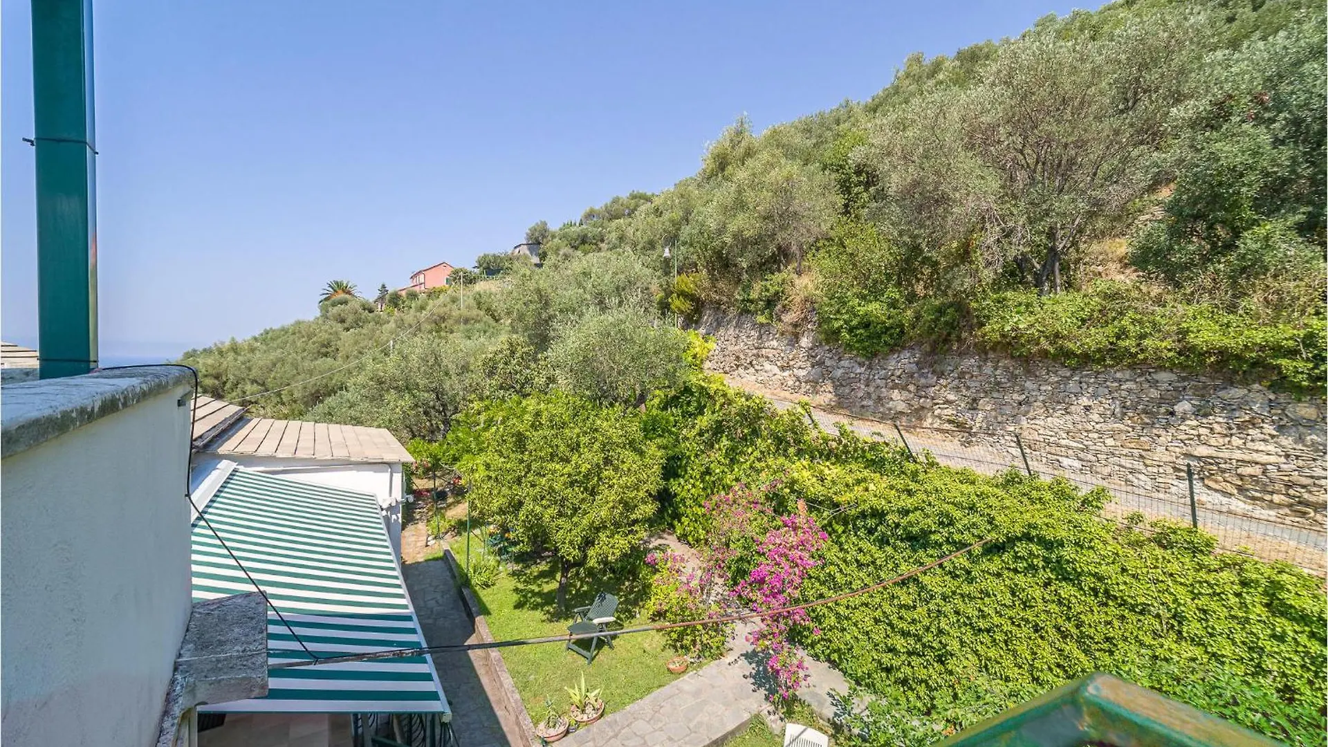 Amazing Home In Avegno With House Sea View